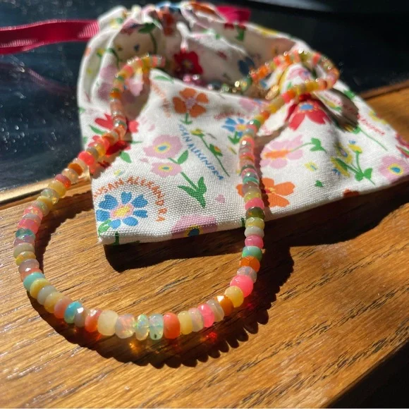 Susan Alexandra Chantilly Opal Necklace - Picture 4 of 12